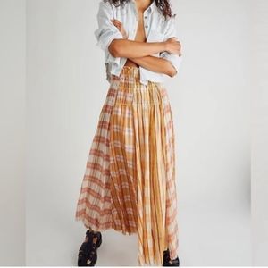 Free People Plaid Maxi Skirt(Size Small)
